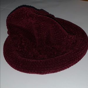 Maroon Outbrook hat